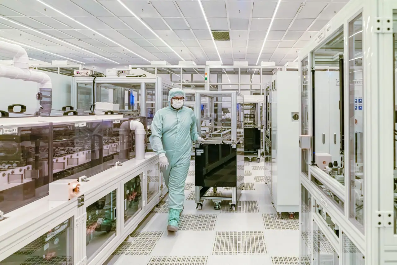 航天器件精密制造技术演进与军工项目应用实践正文配图 2